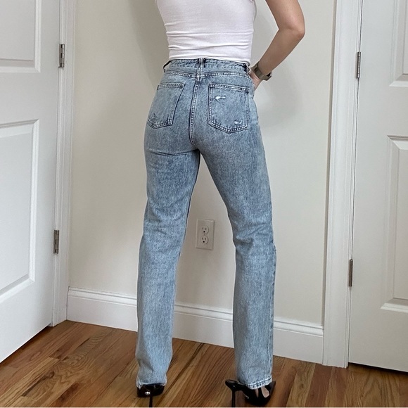 High Waist Straight Leg Distressed Jeans - Picture 4 of 9